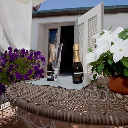 Hotel La Petite Maison Viareggio Luaran gambar
