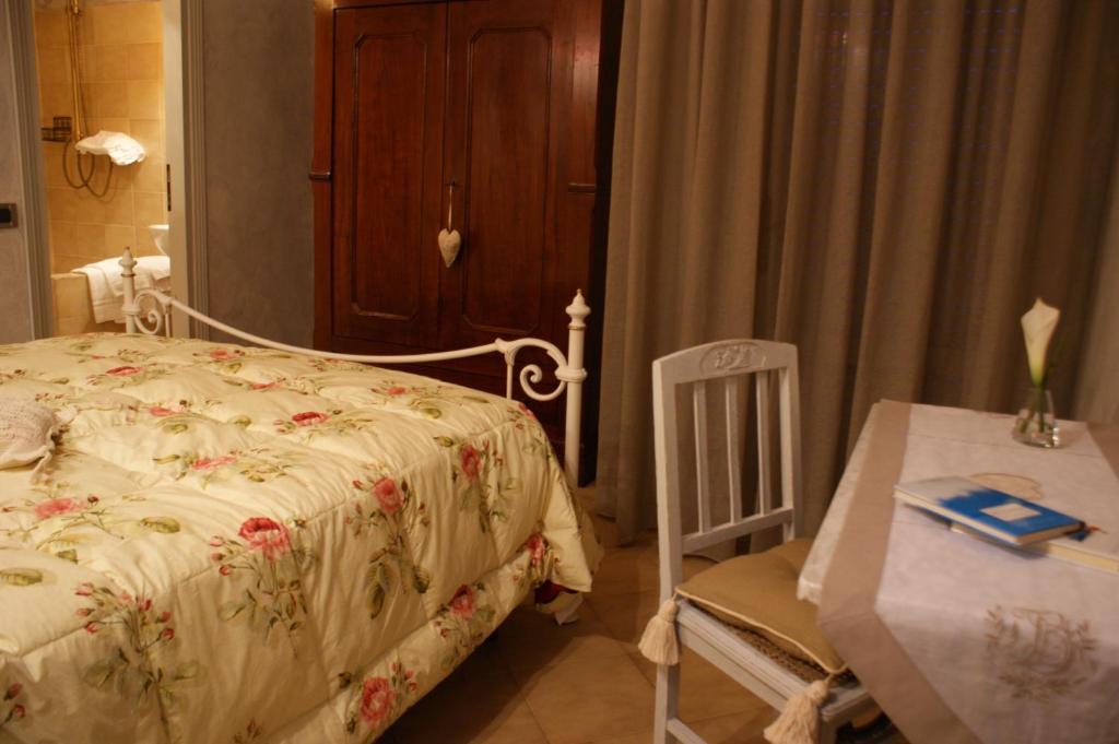 Hotel La Petite Maison Viareggio Bilik gambar