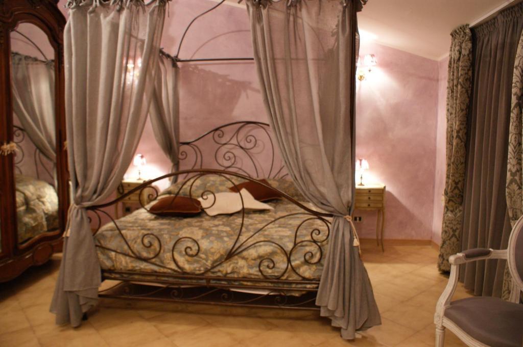 Hotel La Petite Maison Viareggio Bilik gambar