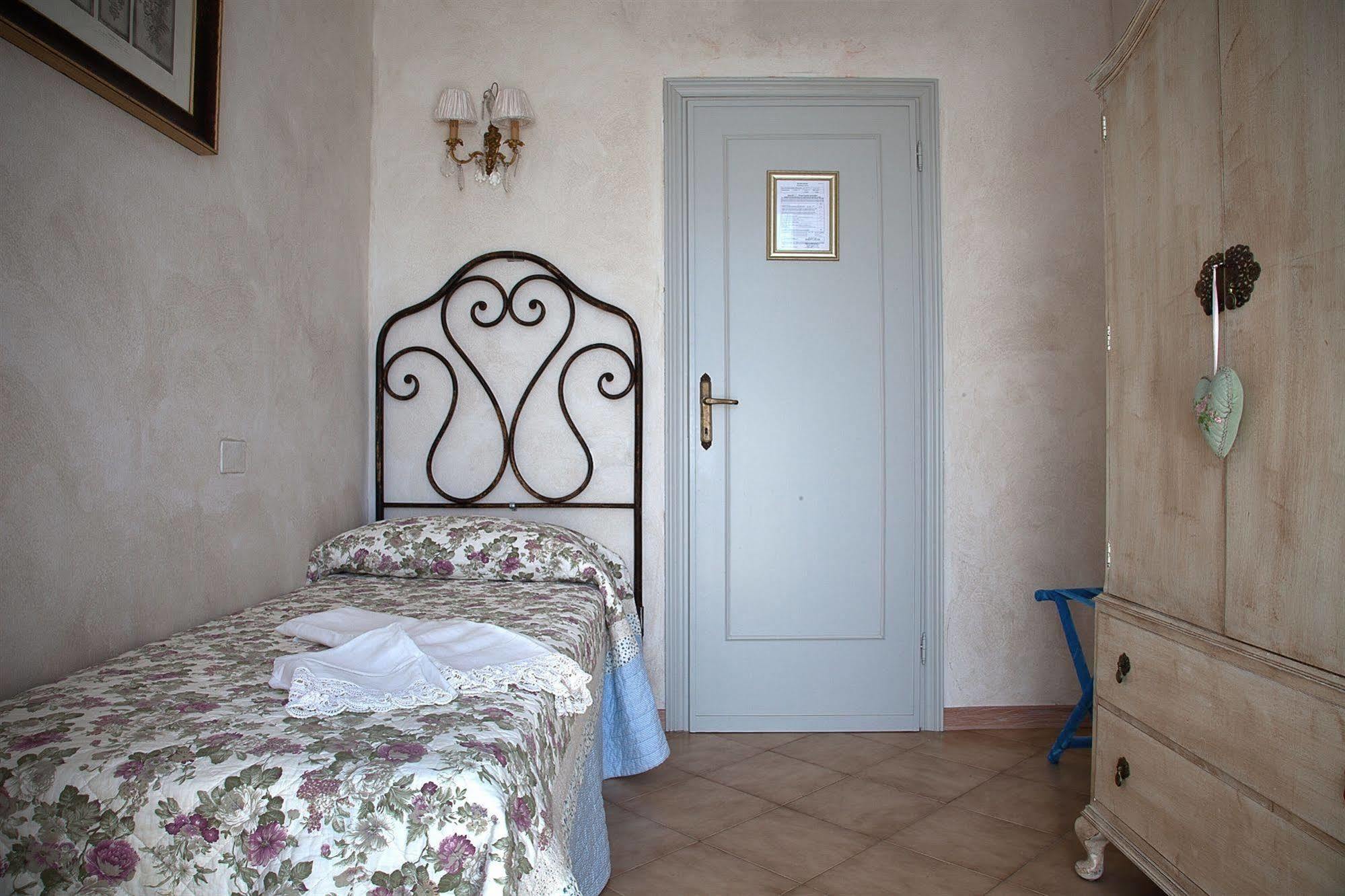 Hotel La Petite Maison Viareggio Luaran gambar